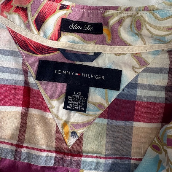 Tommy Hilfiger Men’s Shirt - Picture 2 of 9